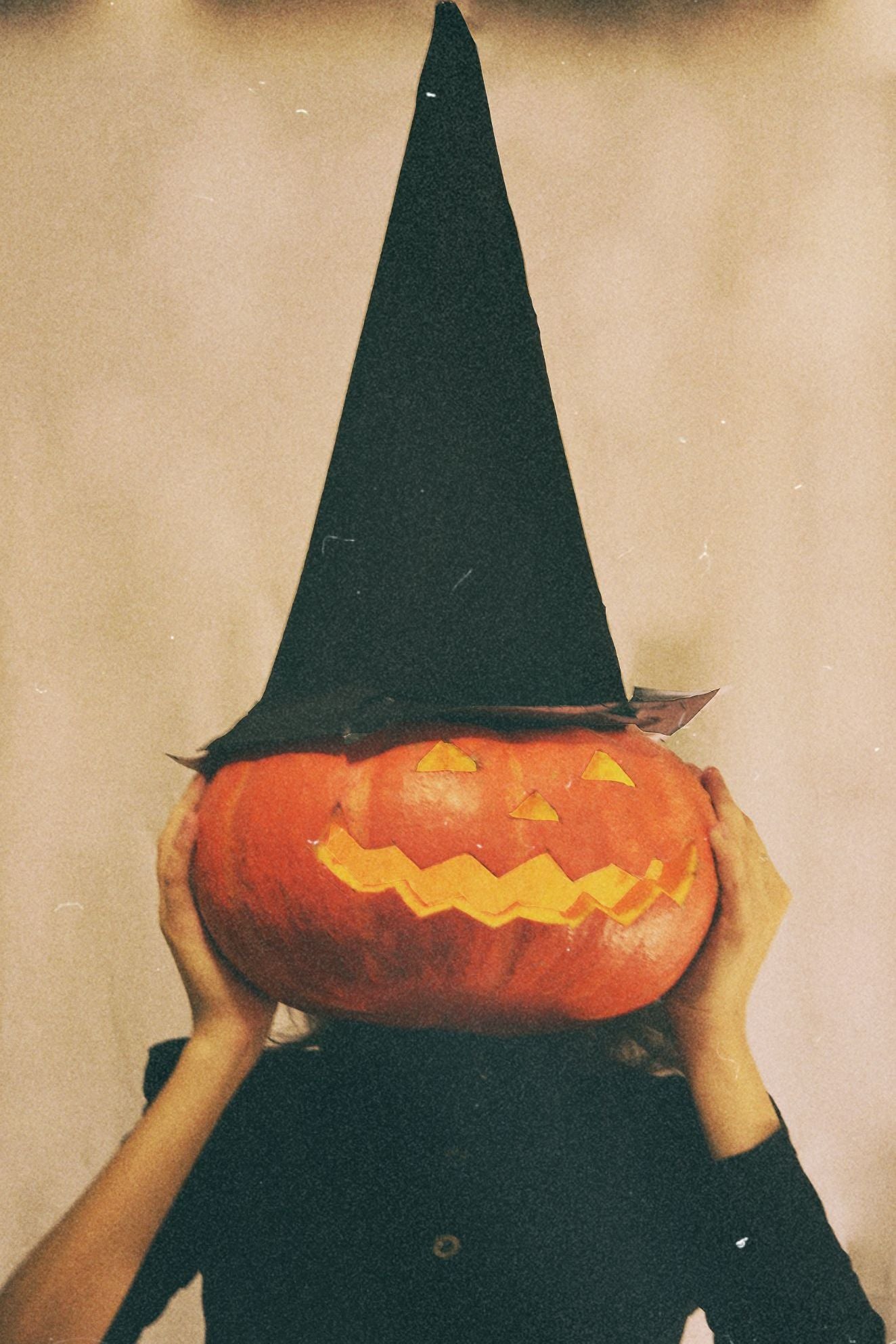 Afiches A4 - witch