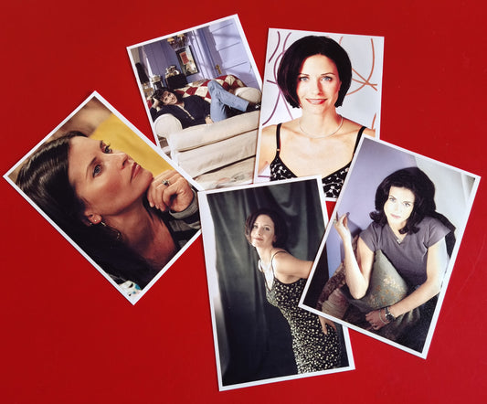 5 POSTCARDS GRATIS